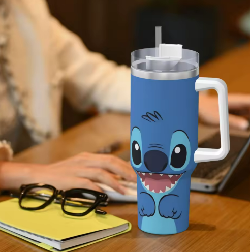 Garrafa Térmica Stanley + Stitch 1.1L - Oficial Disney
